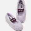 Lila ballerina’s van schapenvacht