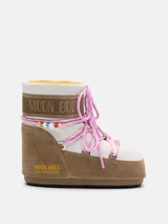 Moon Boot X Guest in Residence Icon Low honingkleurige en wit zandkleurige suède enkellaarzen met kralen