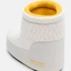 Moon Boot X Guest in Residence Icon Low No Lace White Sand gebreide laarzen