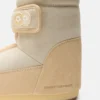 Moon Boot X Vandythepink® Icon Strap beige suède laarzen